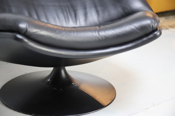 Image 1 of Artifort F510