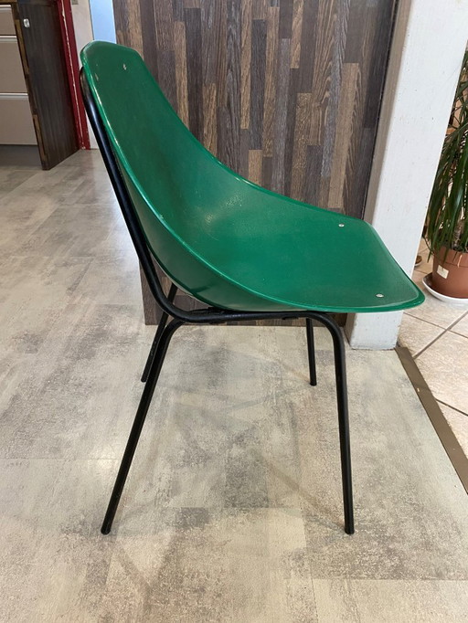 A shell chair by Pierre Guariche for Meurop vert vintage 1960