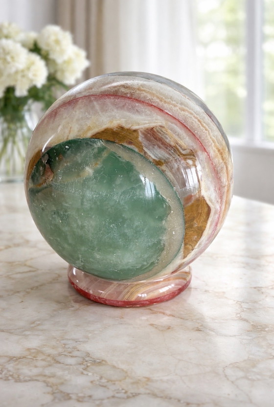 Image 1 of Sculptural Onyx Marble Sphere Lamp – Warm Ambient Light – Italian Modernist Style 