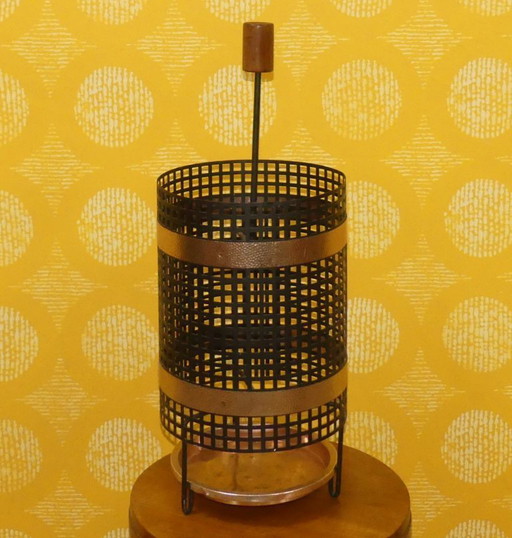 Précieux porte-parapluies années 60 Grille métallique/cuivre/teck
