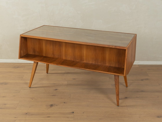 Image 1 of Bureau indépendant des années 1950