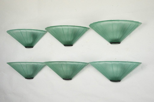 Set of six De Majo sconces in thick green murano glass. Italy 1980s