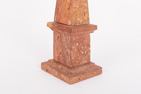 Image 1 of Obelisco in travertino di Piero Fornasetti
