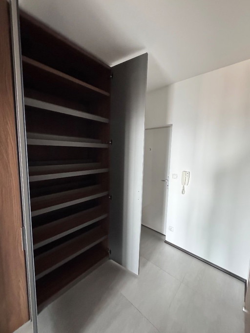 Poliform shoe closet - self standing