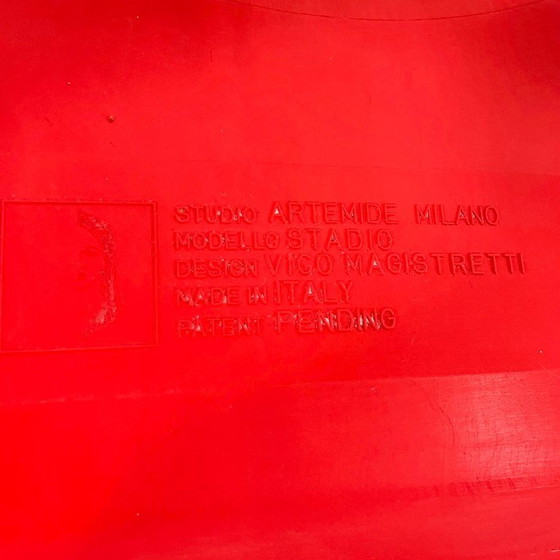 Image 1 of Table de salle à manger Red Stadio de Vico Magistretti pour Artemide, années 1970