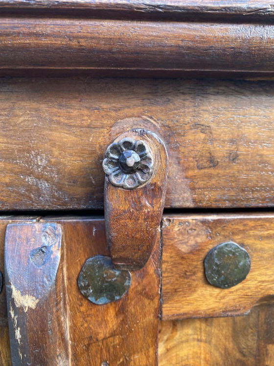 Image 1 of Auténtico armario de madera indio de 150 x 95 x 57 cm, de madera de teca.