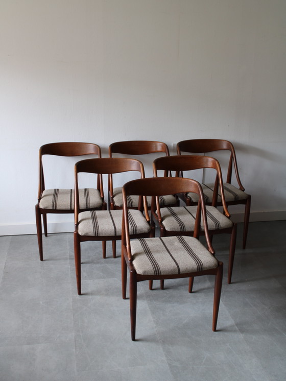 Image 1 of Vintage Danish chairs by Johannes Andersen, model 16