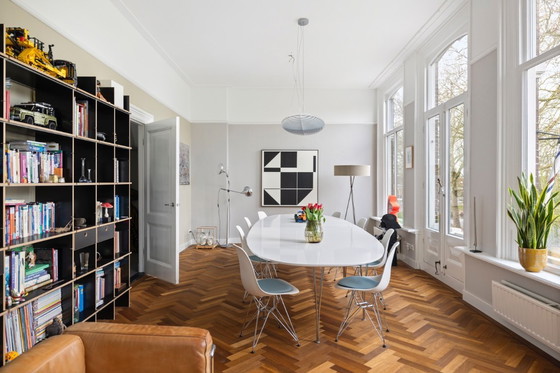 Image 1 of Vintage superellips oval table, designer Piet Hein, manufacturer Fritz Hansen