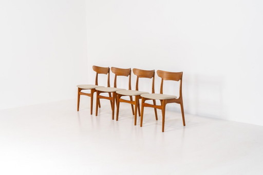 Set of 4 dining chairs by Schiønning & Elgaard (Denmark, 1960s).