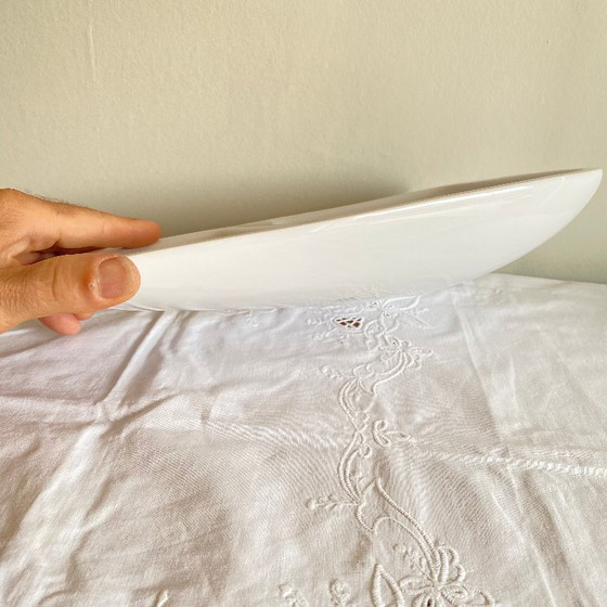 Image 1 of Vintage white ceramic wall-mounted soap dish