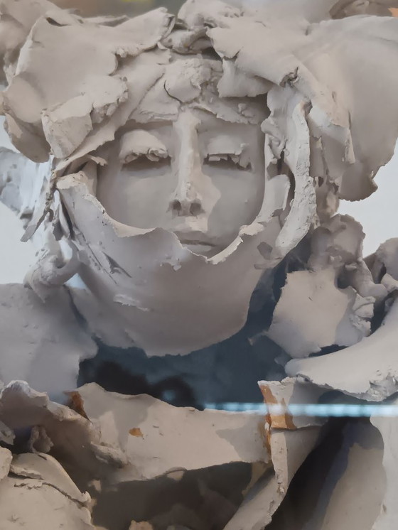 Image 1 of Bildhauerei von Nicole Mondheim