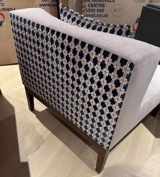 Image 1 of Fauteuil d'appoint avec coussin décoratif