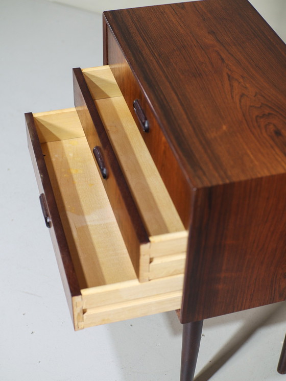 Image 1 of Table de chevet en palissandre commode danoise vintage