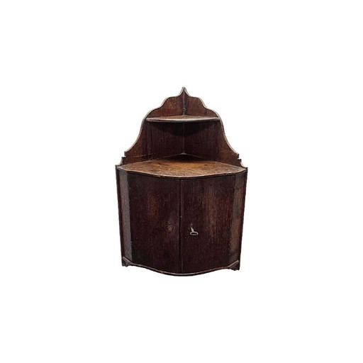Antiker französischer Eichen-Eckwandschrank, um 1800