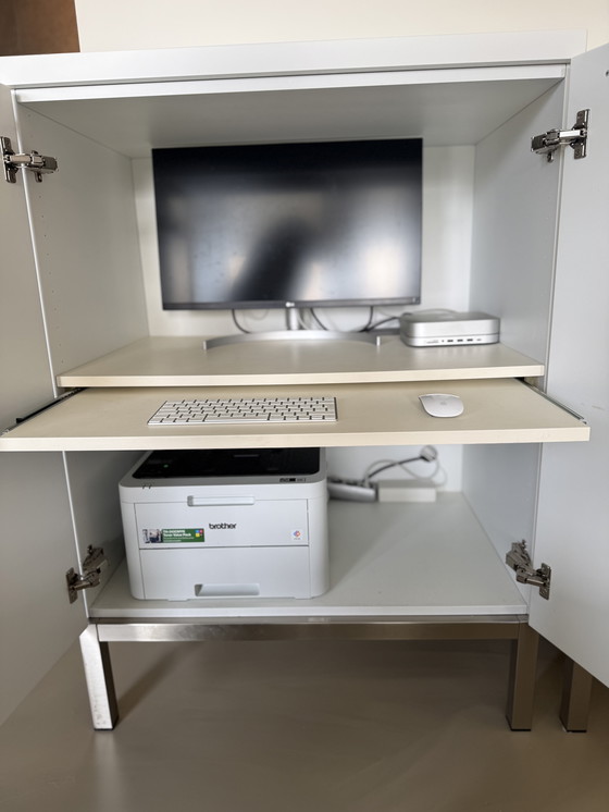 Image 1 of 2 mobili bianchi di Cappellini