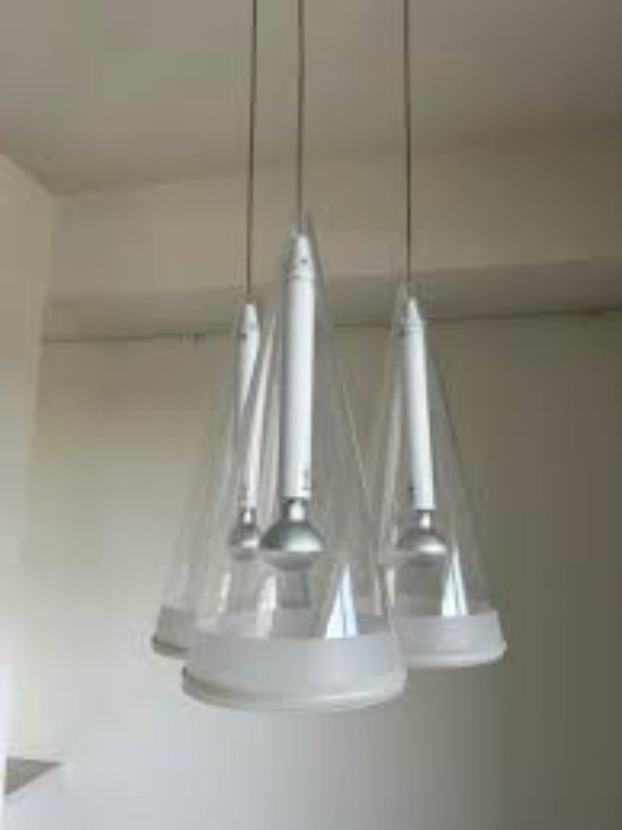 Image 1 of Flos-Triptychon, fuchsiafarbenes Modell