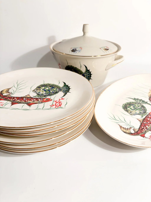 Servizio da tavola bavarese in ceramica degli anni '80 composto da sei piatti e zuppiera per pesce. – tafelaccessoires