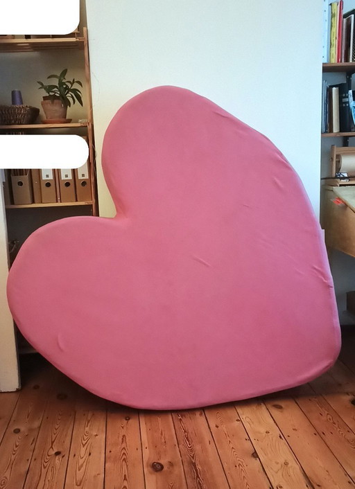 Heart shaped Pink Sofa