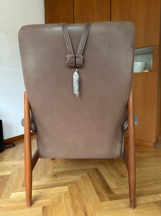 Armchair by Arne Hovmand-Olsen for France & Søn – Leather, Wood (photo 5 of 5)
