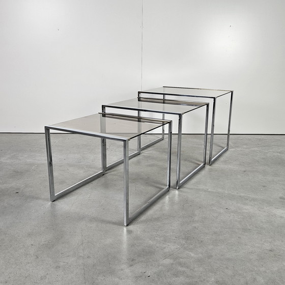 Image 1 of Tables d'appoint vintage en or 23k