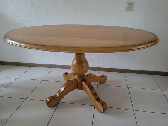 Image 1 of Dining table light oak