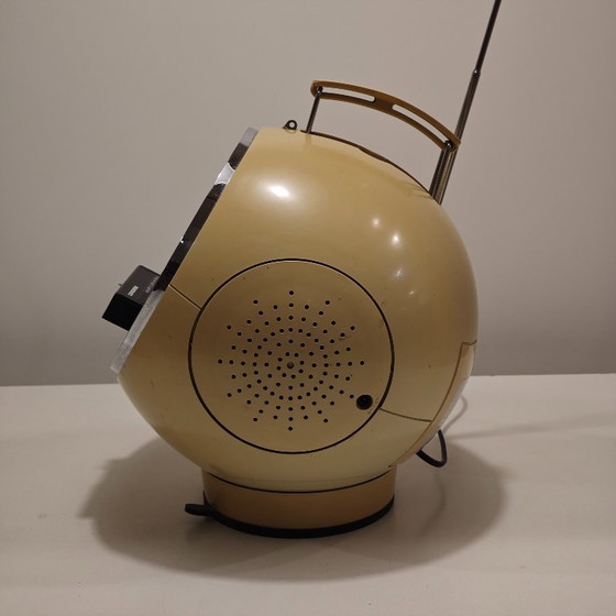 Image 1 of Radio vintage Weltron Space Ball 2001 a 8 tracce con Bluetooth