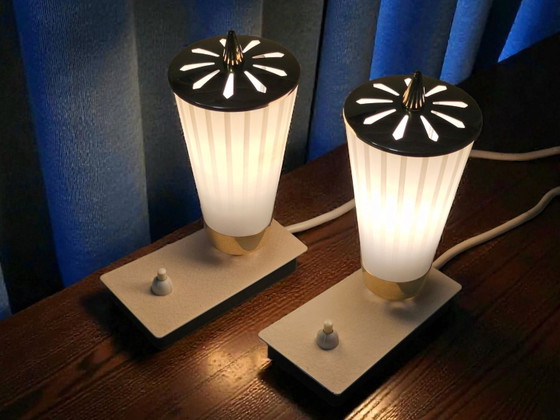 Image 1 of Par de elegantes lámparas de mesa/mesita de noche, década de 1950.
