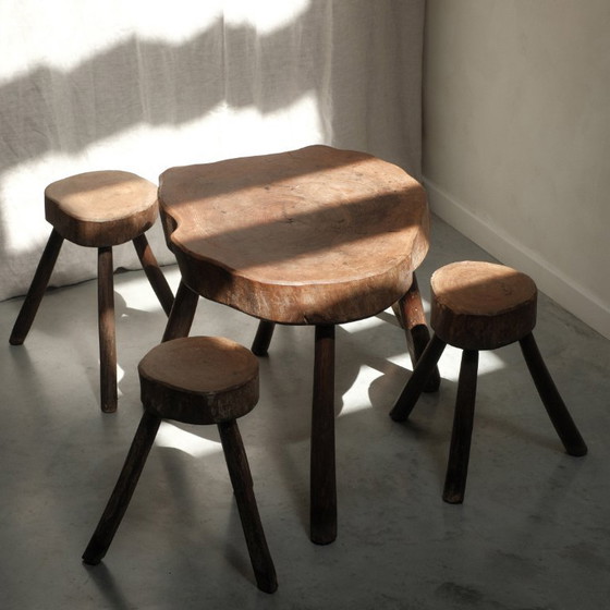 Image 1 of Brutalistische salontafel met 4 krukjes
