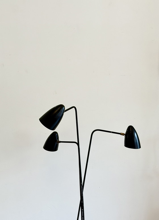 Mid-Century Modern Tripod Floor Lamp with Three Adjustable Shades, and Brass Details, 1960s – Vloerlampen (photo 3 of 15)