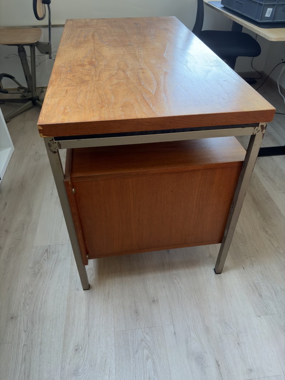 Vintage Modernistisch Bureau In Hout En Metaal – Metal, Wood (photo 2 of 5)