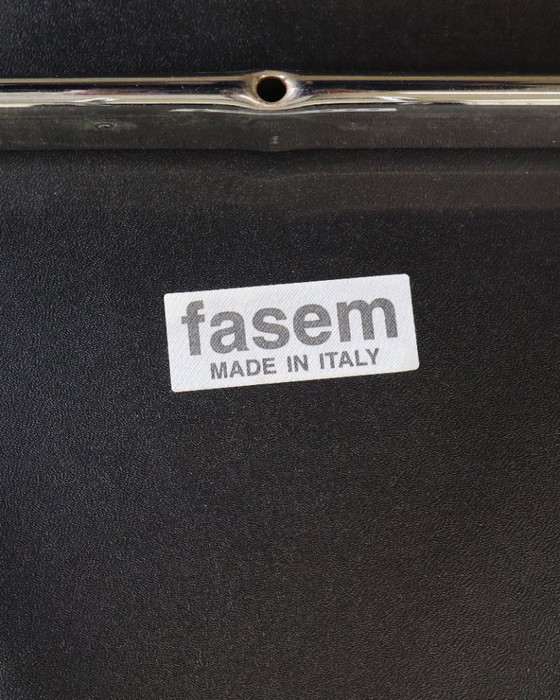 Image 1 of 6 fauteuils en cuir Fasem S44 de Giancarlo Vegni, années 80