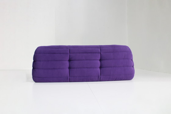 Image 1 of Ligne Roset Togo Sofa Met Armleuningen En Poef Van Michel Ducaroy