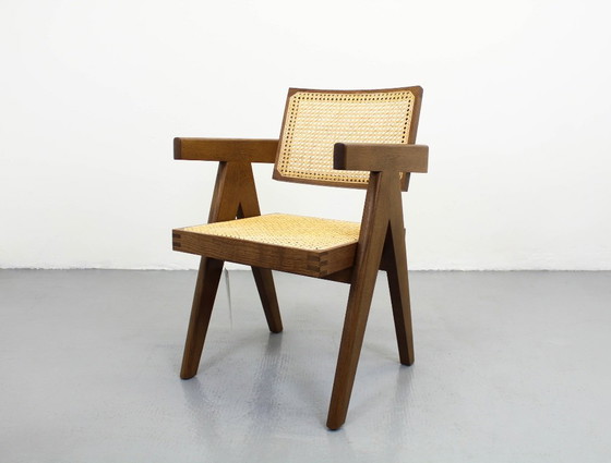 Image 1 of 051 Capitol Complex Cassina, Pierre Jeanneret Fauteuil, hout, rotan