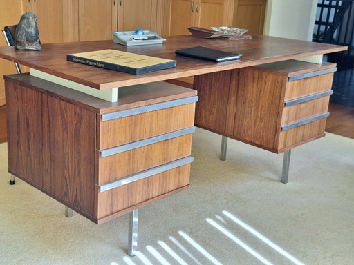 Bureau vintage