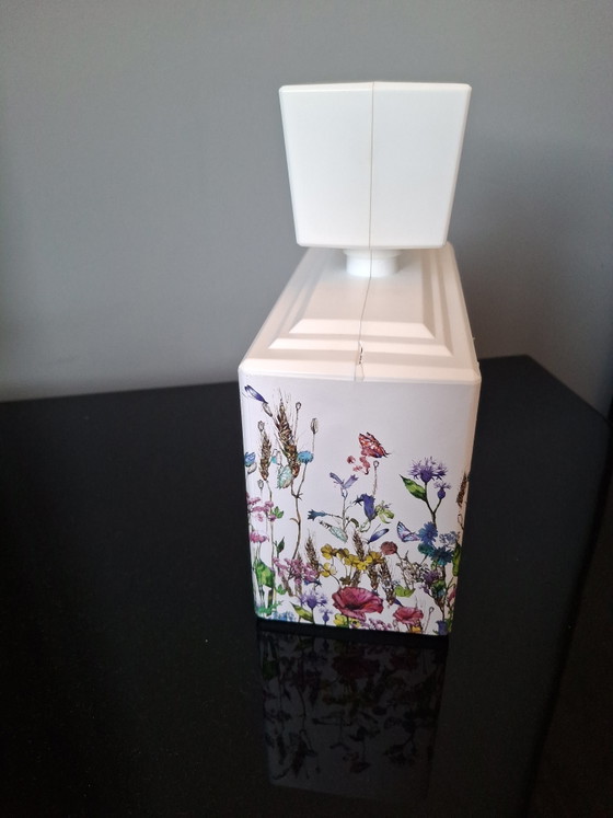 Dior Blooming Window Display – Decorative Objects, Paper, Plastic (photo 3 of 7)
