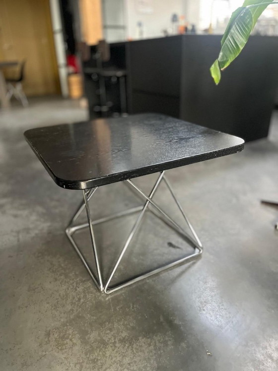 Image 1 of Mesa de centro Thonet Eiffel original, chapa de roble negro, diseño Bauhaus