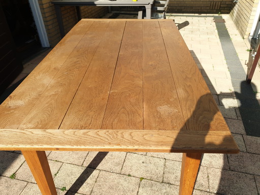 Oak table