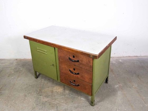 Image 1 of Cassettiera da lavoro vintage industriale