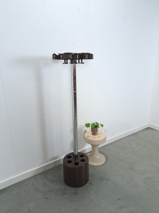 Image 1 of Porte-manteau Velca Legnano marron, modèle VIP, avec chrome et plastique