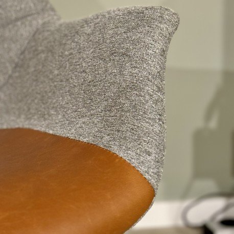 Doulton lounge chair