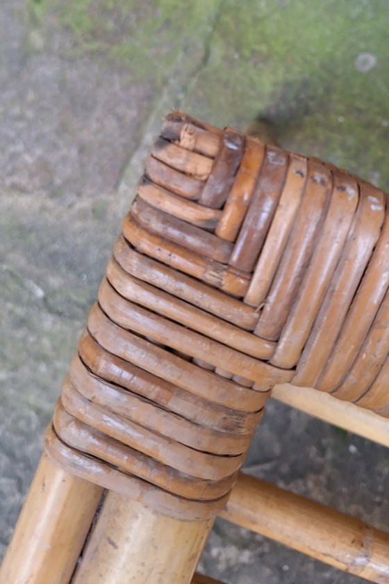 Image 1 of Coffee table in rattan and smoked glass