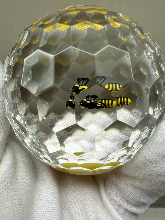 Image 1 of Saint-Louis - Exclusive Crystal Paperweight "Nid d'Abeilles" - Limited Edition (28/150) - 1996