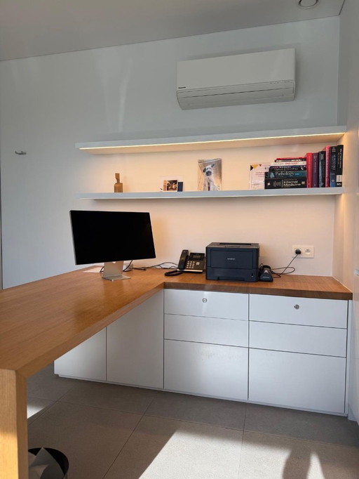 Bureau au design élégant et intemporel