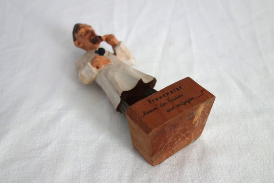 Image 1 of Statue allemande en bois Jaschke Pretzl gynécoloque vintage