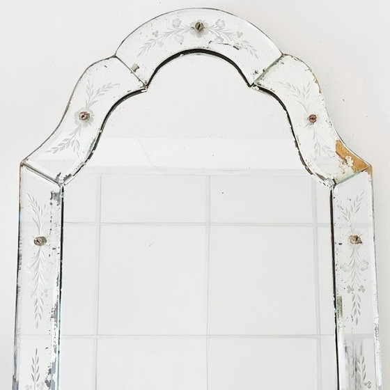 Image 1 of Espejo de mesa veneciano antiguo con vidrio grabado y flores, década de 1900