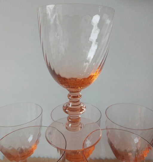 Set of 6 Vintage Design Luminarc Wine Glasses in Rosaline Glass