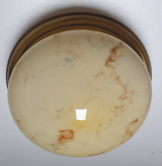 Image 1 of Große Art-Deco-Deckenleuchte aus Opalglas (33 cm).