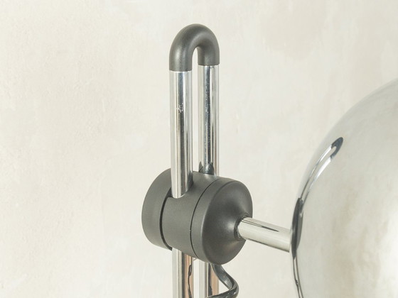 Image 1 of Space Age EYEBALL table lamp, Staff