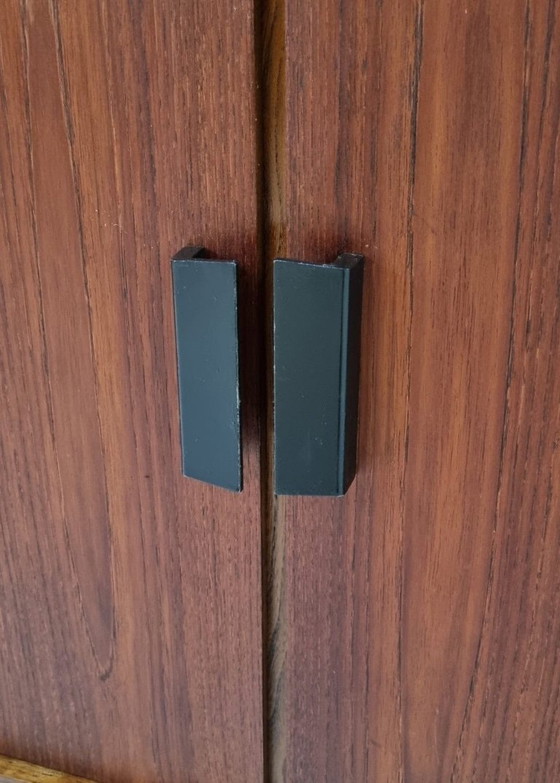 Image 1 of Aparador de mediados de siglo