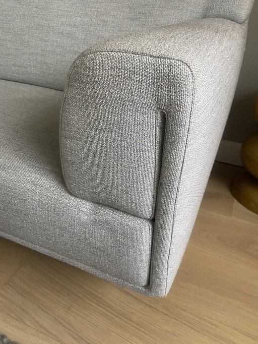 Progettazione su banca dati azionaria